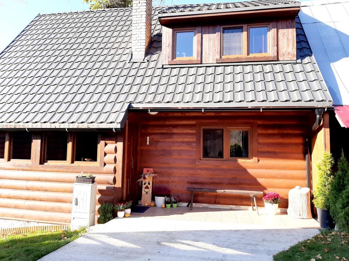 Villa Andrea- Neakceptujeme Mlade Partie Terchová Exterior foto